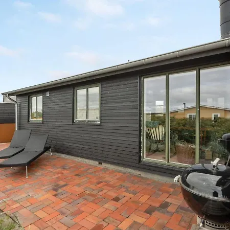Annete - 450m From The Sea In Western Jutland By Interhome 펜션